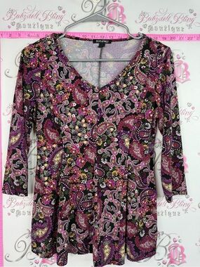 Roz & Ali blouse top Purple Paisley V-Neck Blouse